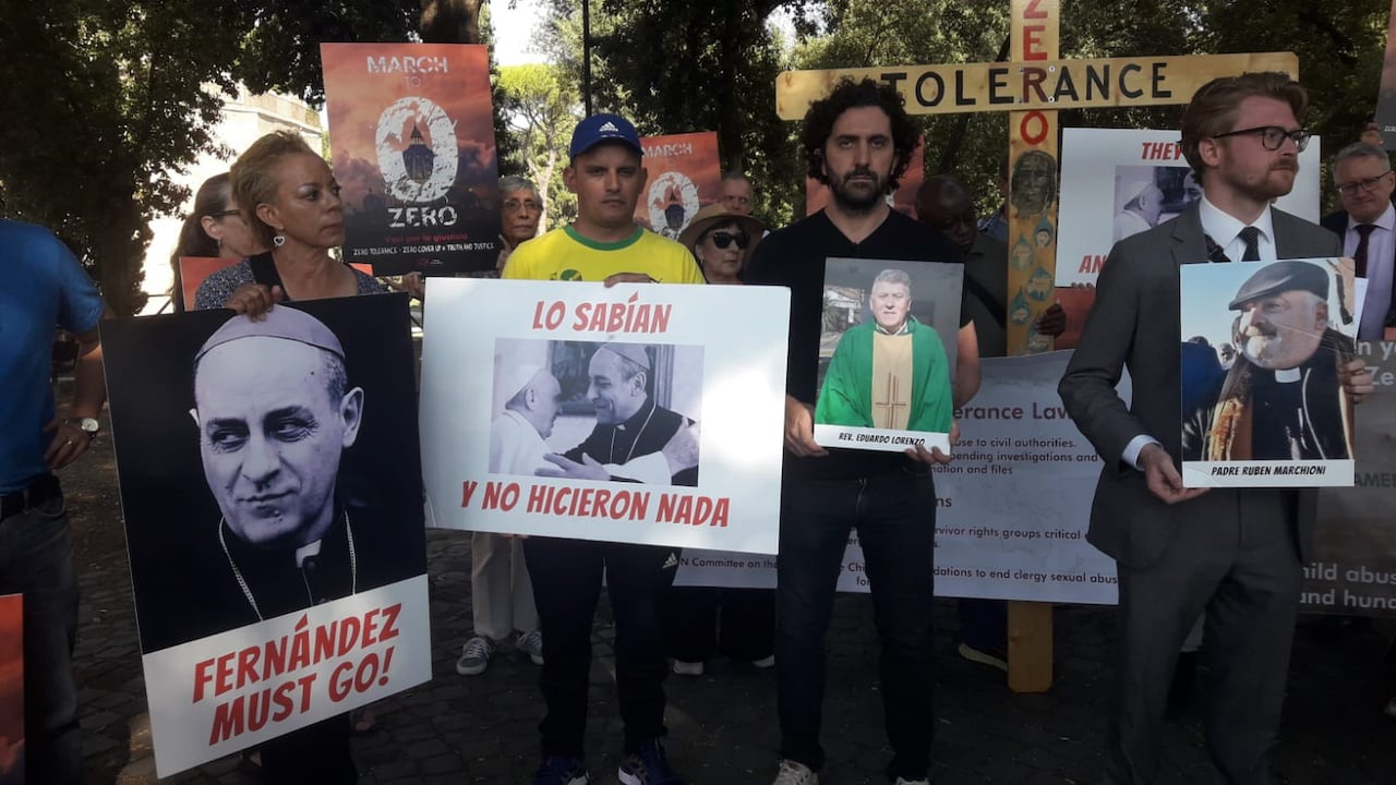 La movilización se dio en inmediaciones a la Plaza de San Pedro.