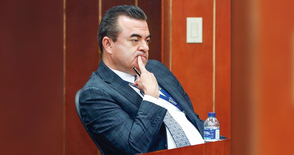  A Olmedo López lo sacó de la UNGRD el oscuro negocio de los carrotanques, pese a que emitió un comunicado, no autorizado por la Presidencia, en el que anunciaba el respaldo.