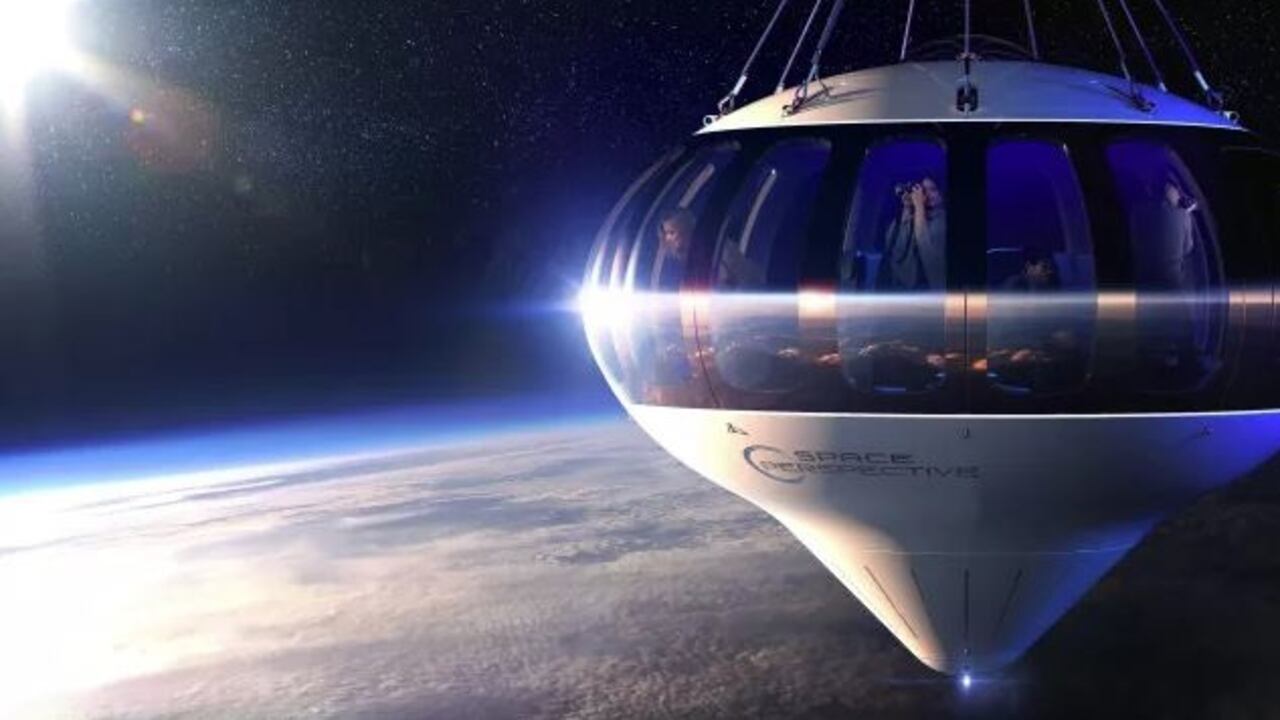 Agencia de turismo planea hacer un viaje en globo al espacio, ¿se le mediría?