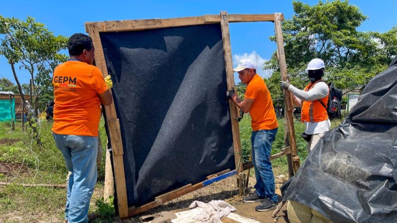 Primer día de desalojo en la Invasión 'Gustavo Petro' de Cartagena
