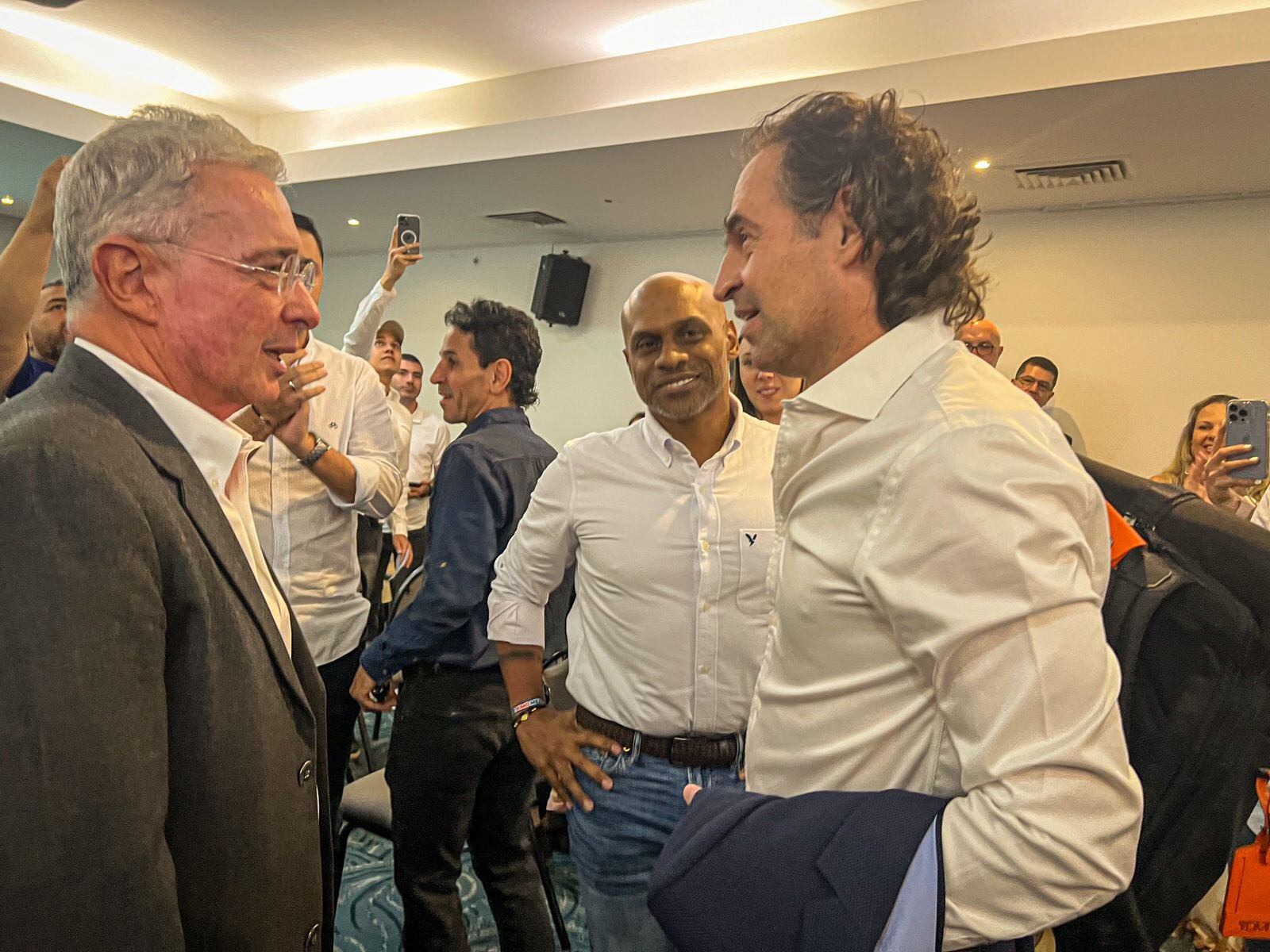 Álvaro Uribe y Federico Gutiérrez.