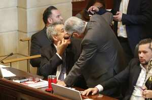 El ministro de Salud le revisó una muela al ministro del Interior.