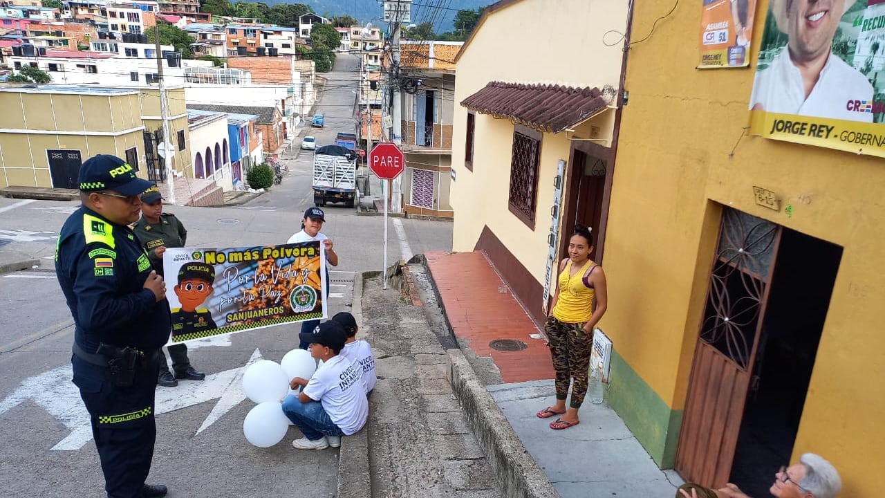 La Secretaría de Gobierno, en articulación con la Policía Nacional, lanzó la campaña ‘Vivamos unas fiestas seguras’ en los municipios del departamento.