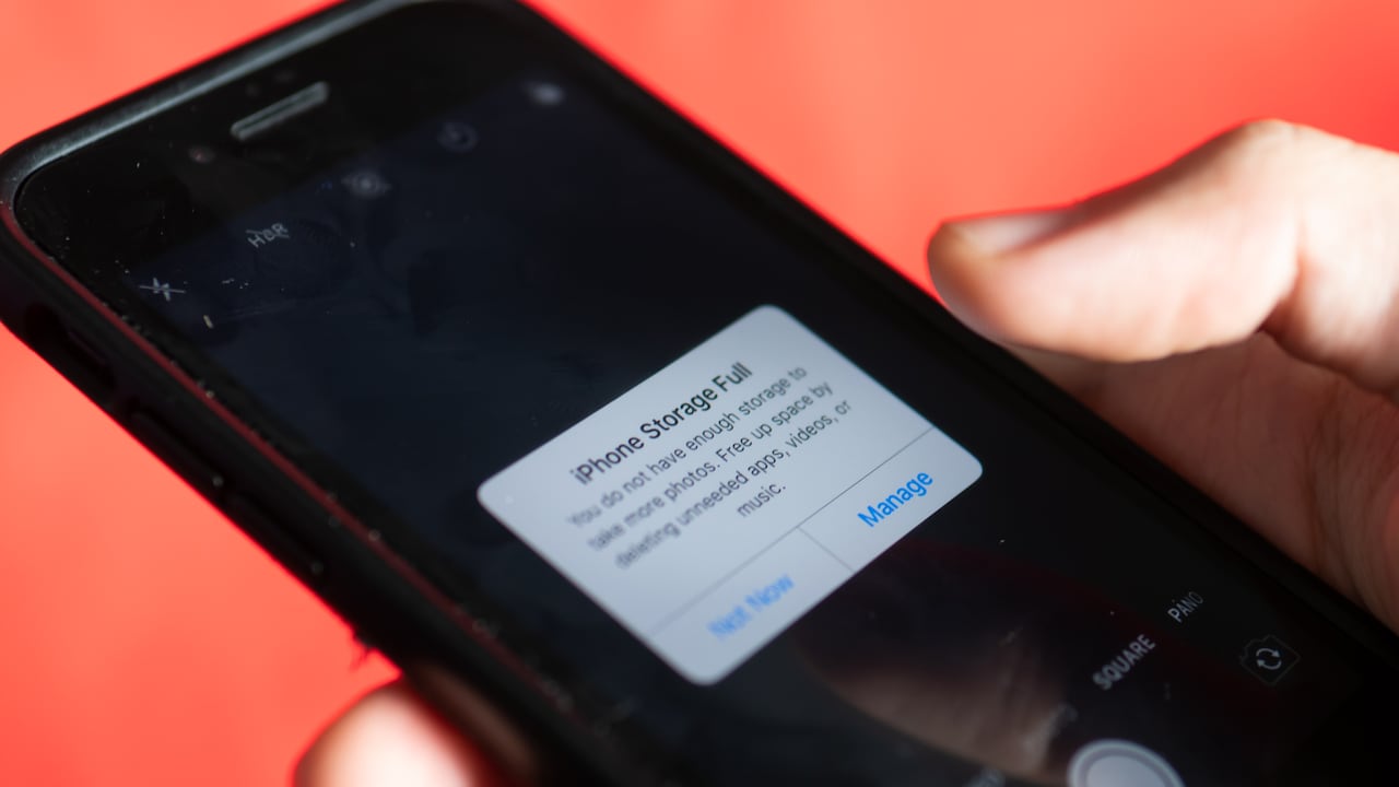 Enero suele venir acompañado de una avalancha de fotos y videos en el celular.