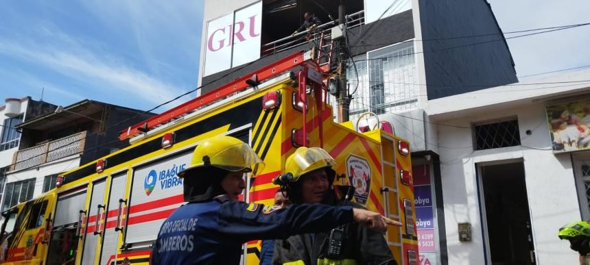 El incendio al parecer se originó por un corto circuito