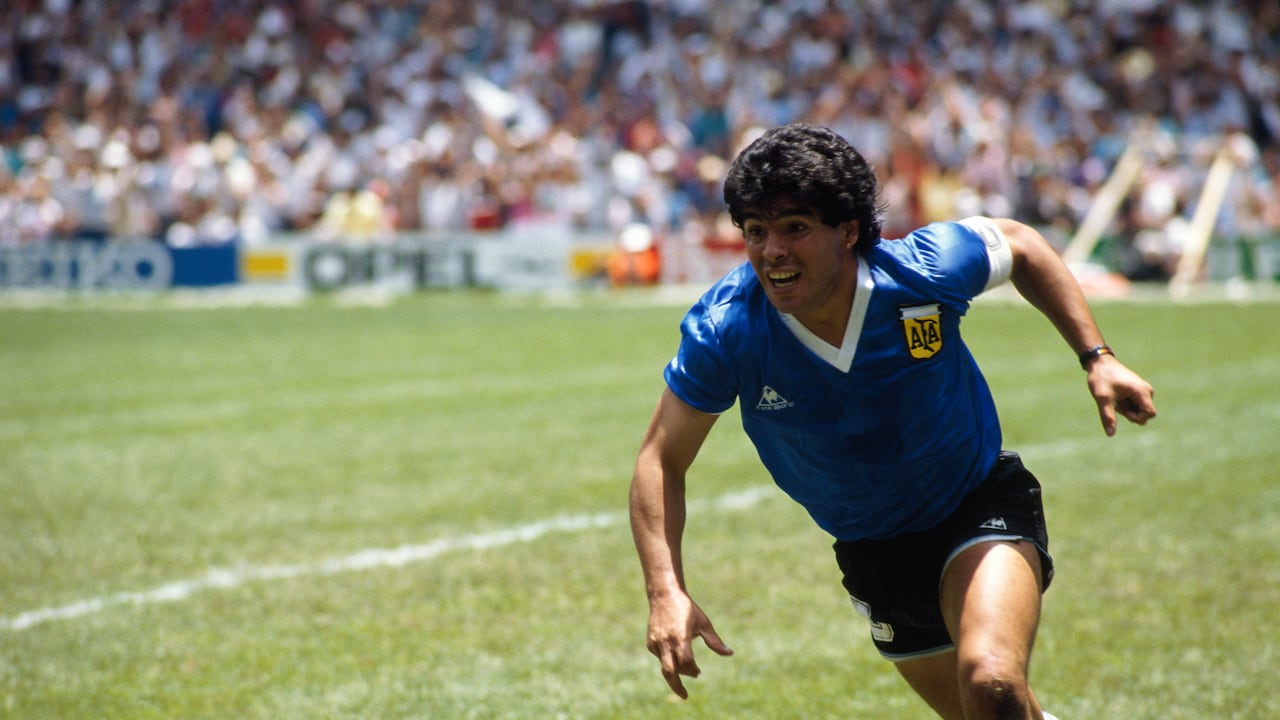 Diego Armando Maradona.