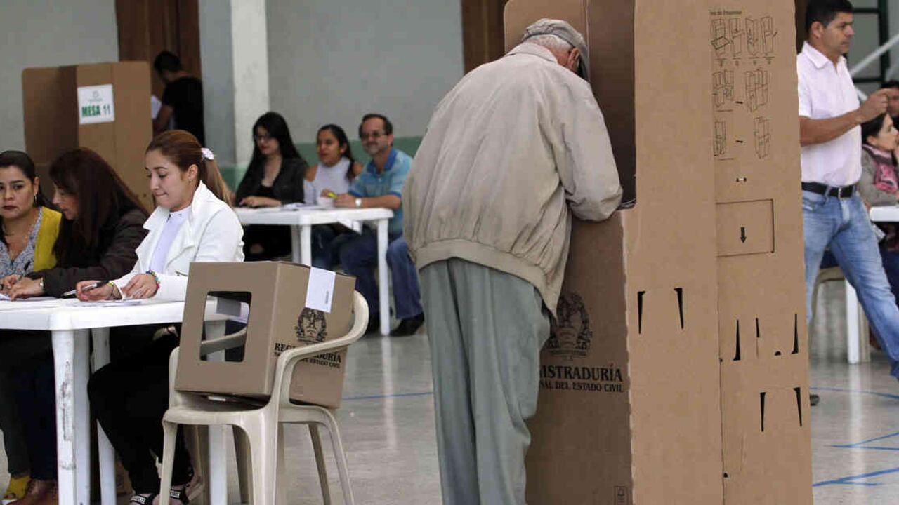 Un total de 34.899.945 colombianos estaban habilitados para votar. Solo 13.053.364 acudieron a las urnas.