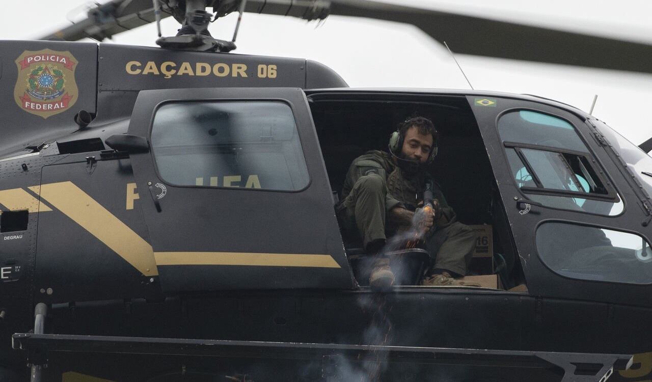 Las autoridades de Brasil tuvieron que usar gases lacrimógenos para disuadir a los manifestantes