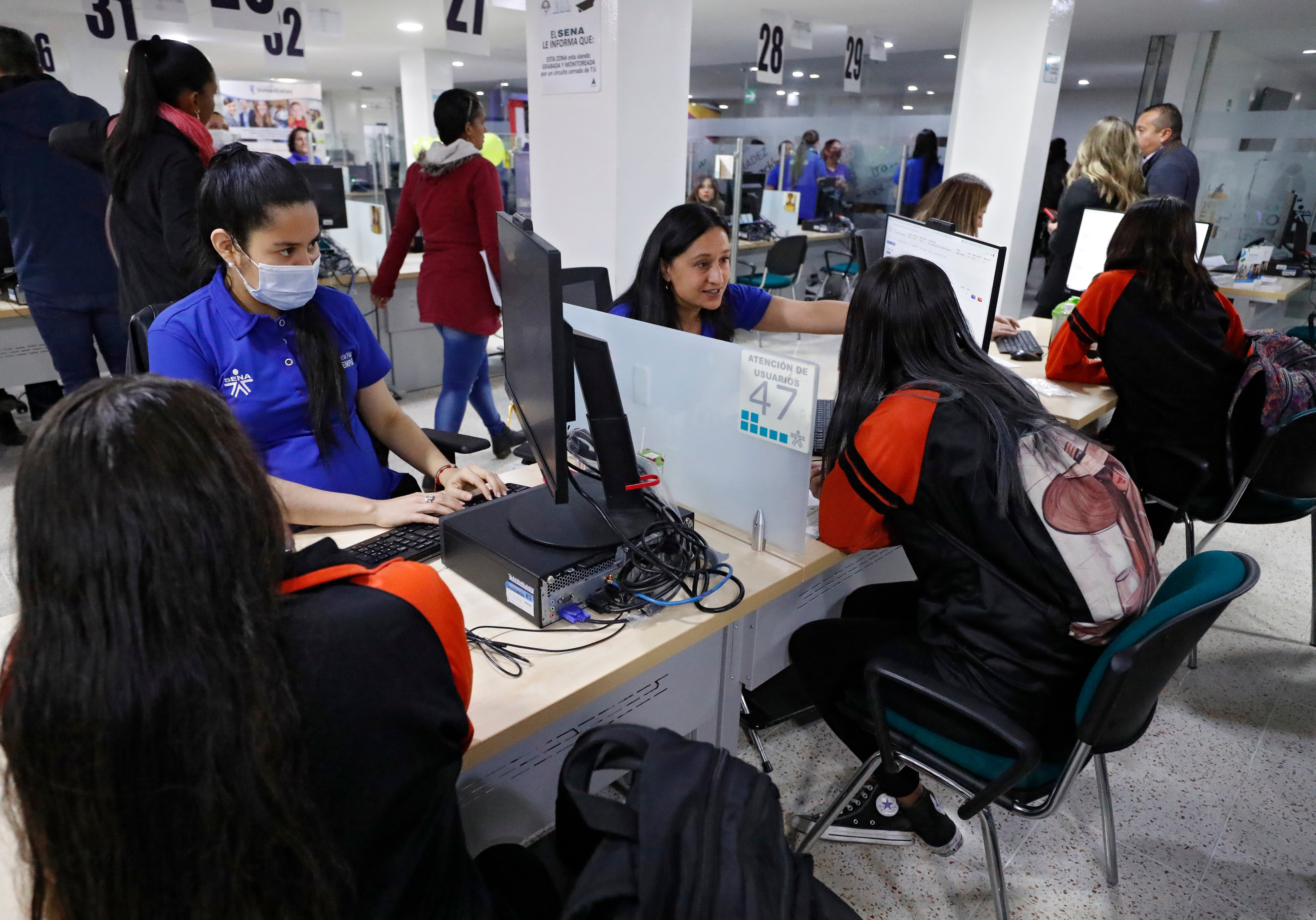 Sena Jornada Nacional de Empleo y Emprendimiento para las Mujeres
Desempleo 
Mujer
Incertidumbre
Bogota Marzo 8 del 2023
Foto Guillermo Torres Reina / Semana
