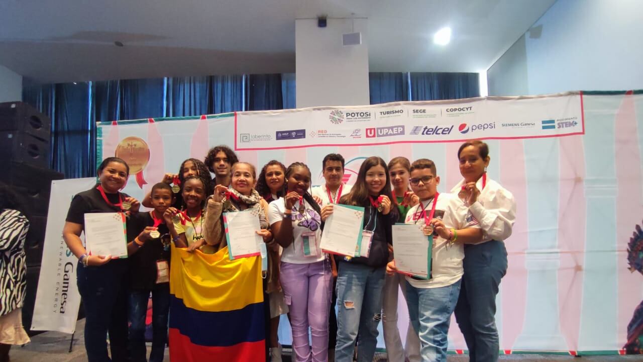 La delegación Colombiana en Expociencias Nacional México 2022