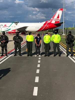 Según las autoridades, alias ‘Ana’ es investigada por los Estados Unidos, por sus supuestos vínculos con el cartel de Sinaloa en México con el negocio del narcotráfico.