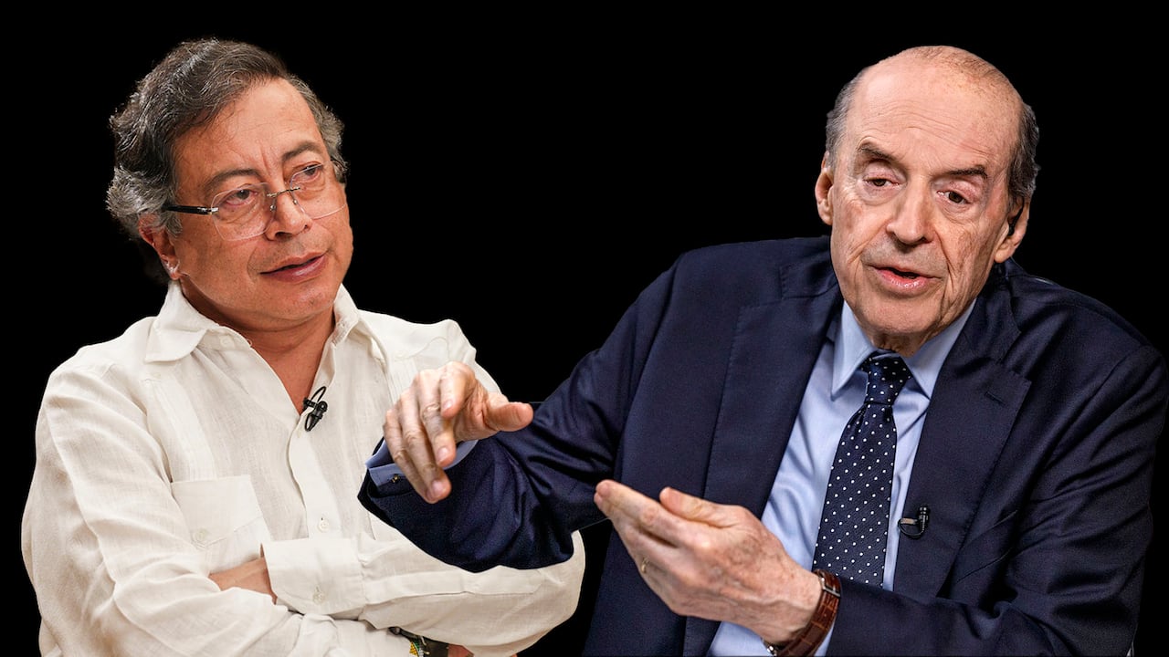 El presidente, Gustavo Petro, y Álvaro Leyva Durán, su excanciller.