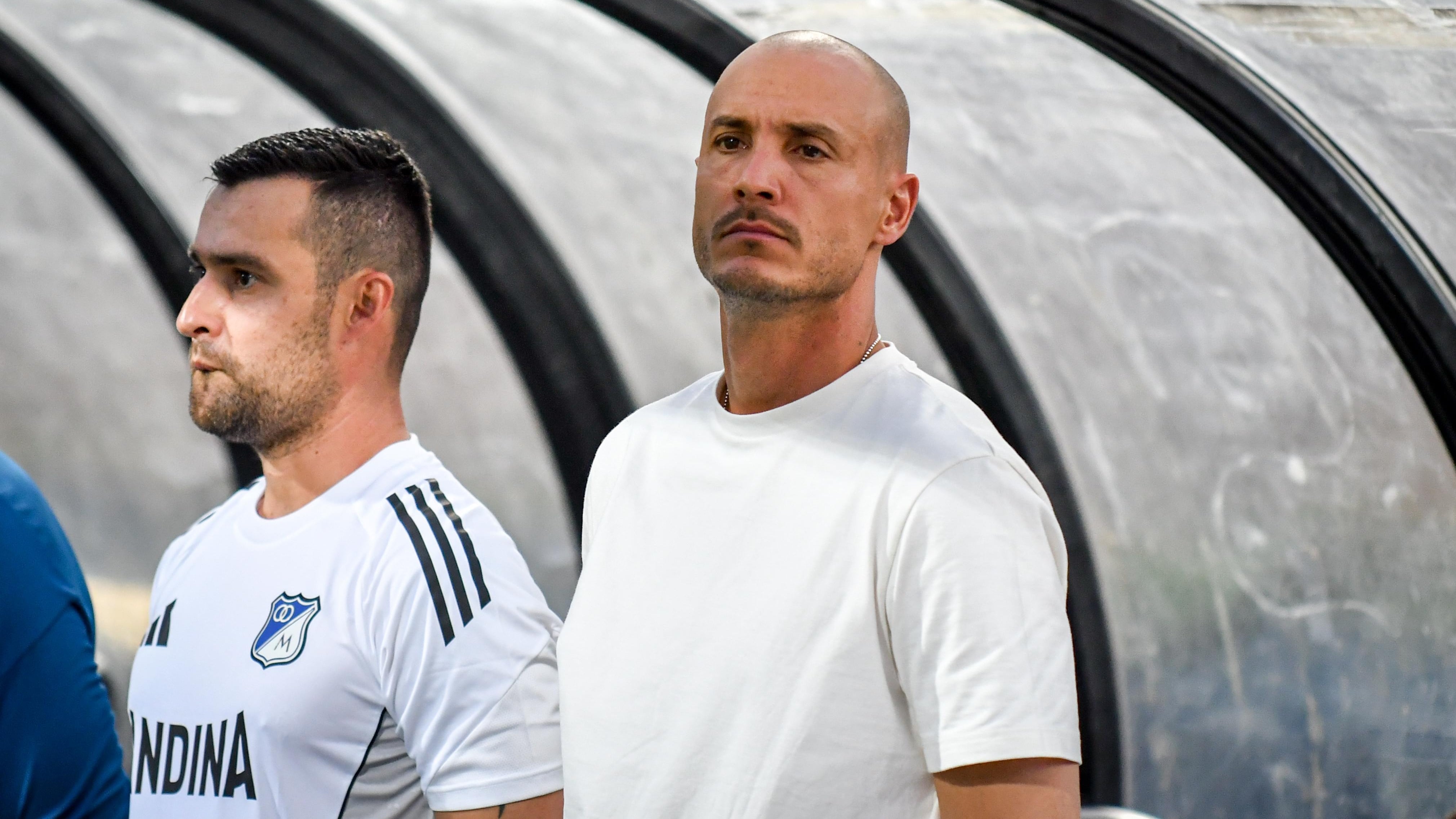 David González, técnico de Millonarios, afronta más lesiones en el club.