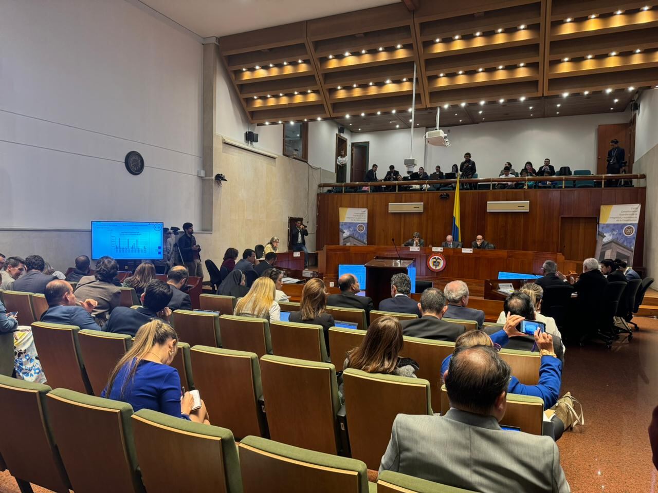 La sesión de la Corte Constitucional para revisar el pago de la UPC.