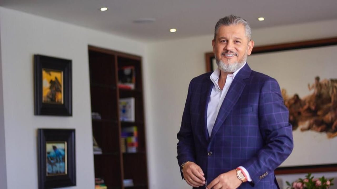 Carlos Suárez, estratega político.