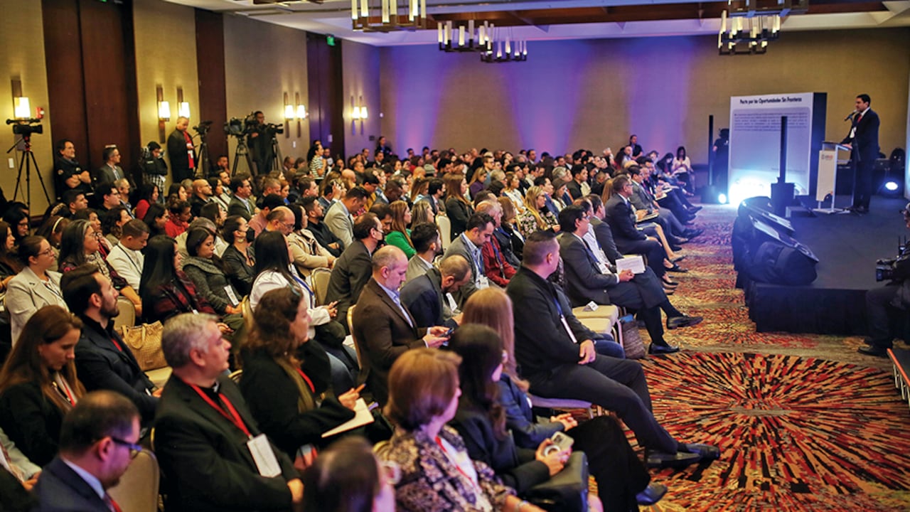 Cincuenta y una empresas del sector privado y gremios firmaron el Pacto por las Oportunidades Sin Fronteras y manifestaron su compromiso con la generación de oportunidadeseconómicas para la población migrante y colombiana.