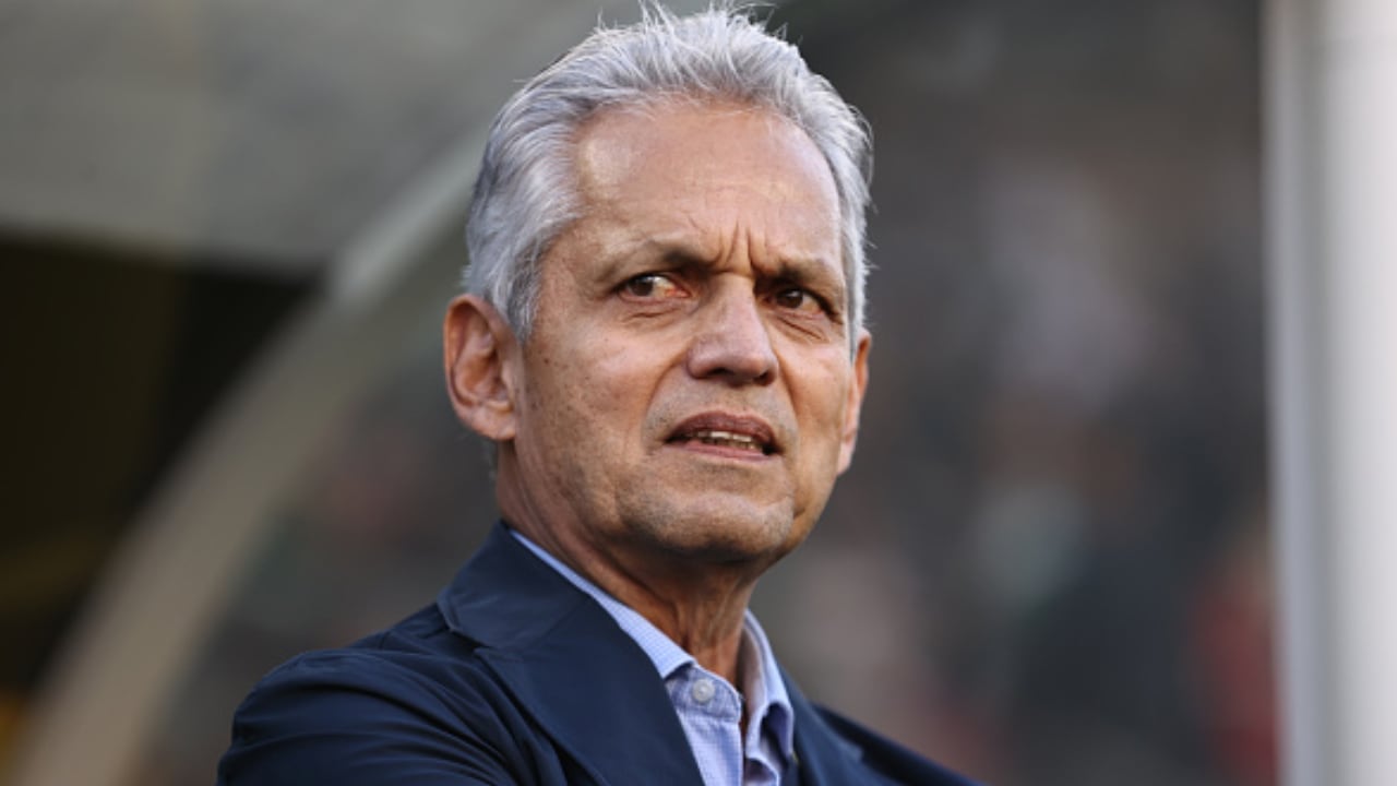 Reinaldo Rueda está libre tras ser destituido de la selección de Honduras.