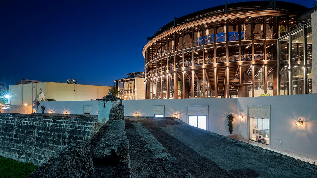 Panorámica exterior del complejo Serrezuela.