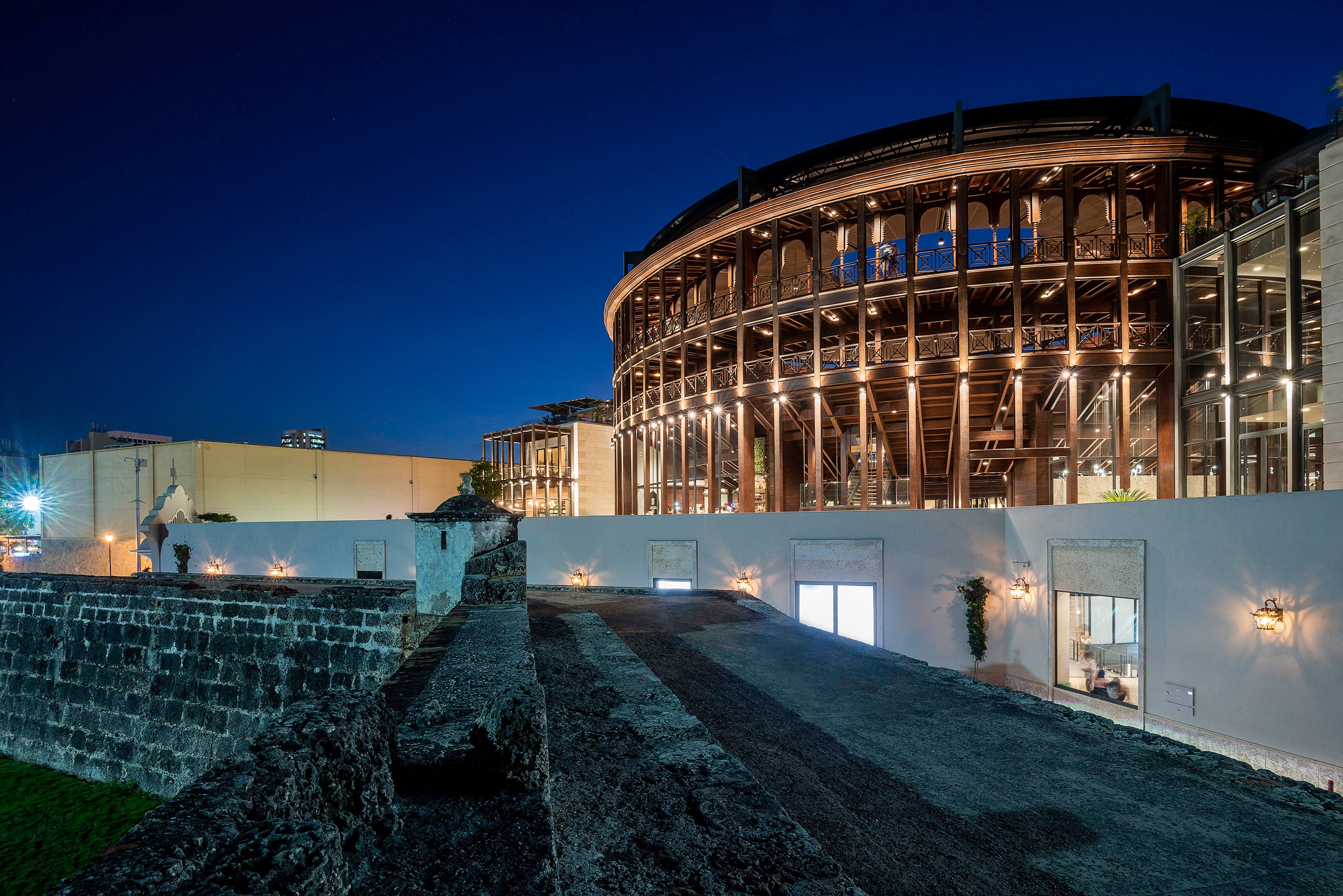Panorámica exterior del complejo Serrezuela.