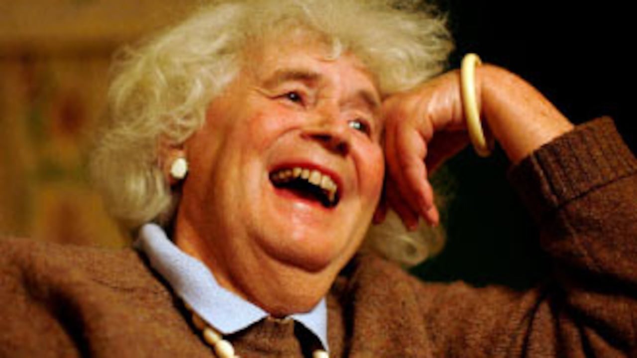 Como James, Morris fue periodista en ‘The Times’ y ‘The Guardian’ y famoso por sus libros sobre viajes. Como Jan, está en la lista de las mejores escritoras de la posguerra. Algunos críticos creen que de mujer aumentó su capacidad de ver el alma de los lugares sobre los que escribe