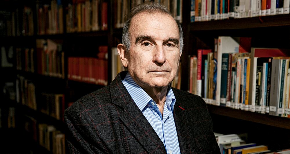 El exjefe negociador Humberto de la Calle ha cuestionado que el Gobierno Duque le exija a Cuba que extradite a la cúpula del ELN que permanece en ese país.