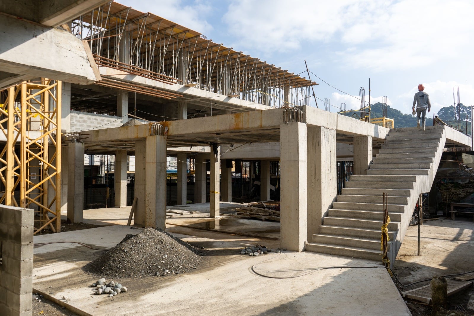 Se solicitó para este mes la reactivación de los dos megacolegios de Apía, Santo Tomás de Aquino y Sagrada Familia; y La Presentación de La Virginia