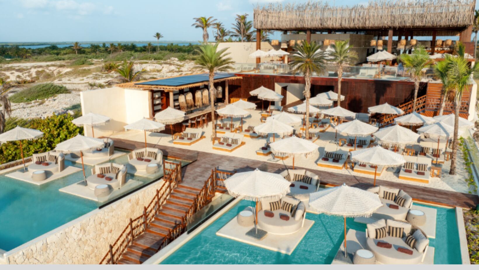 Al hospedarte en un hotel "all inclusive", paga una tarifa fija por adelantado.