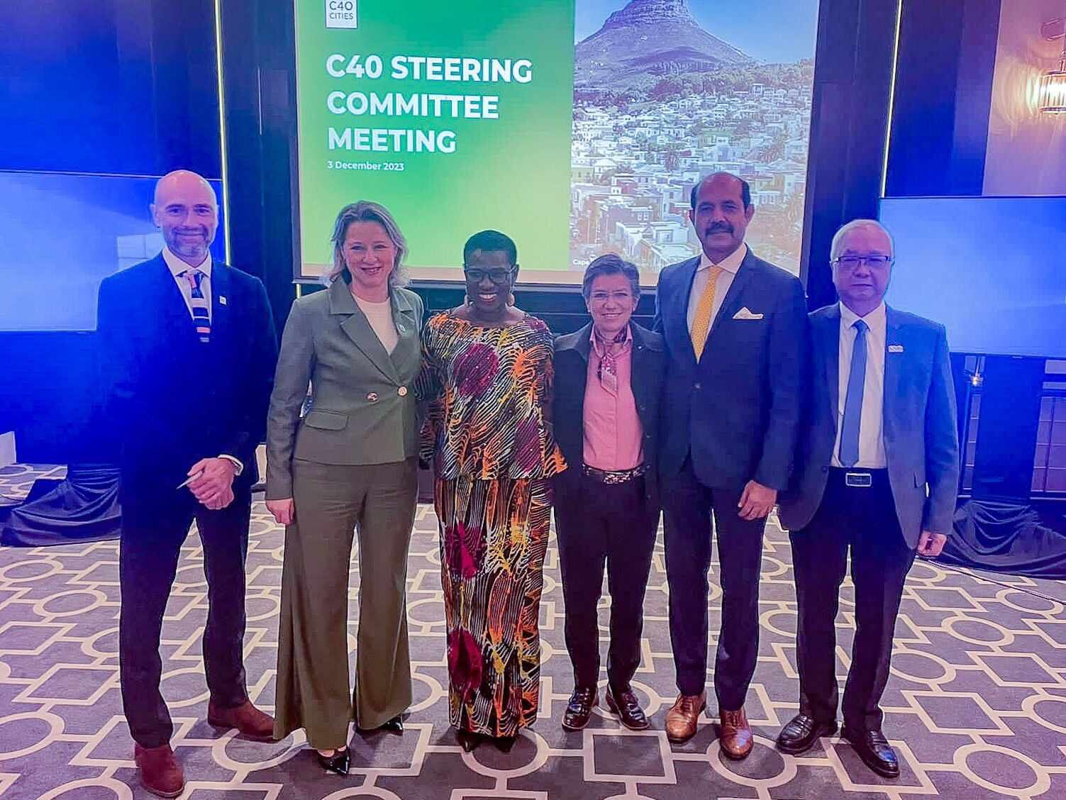 Alcaldes, gobernadores y líderes climáticos en la Local Climate Action Summit, coorganizada por Bloomberg