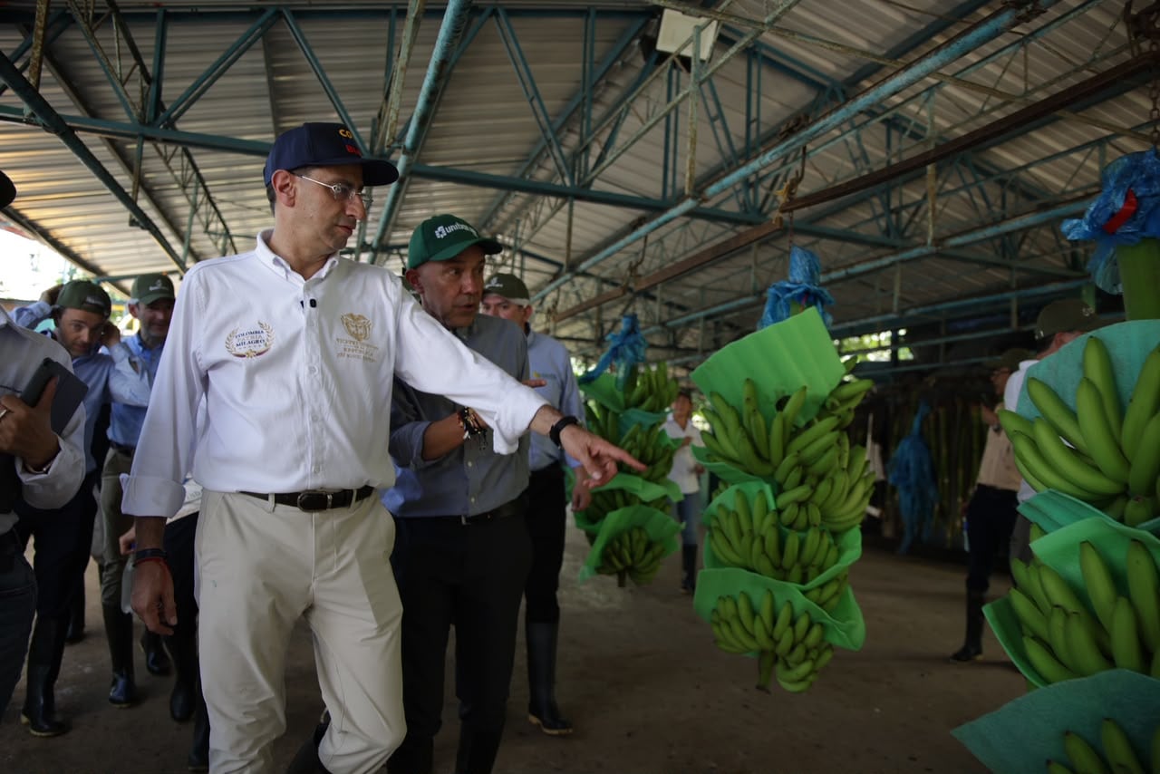 El Gobierno lleva la Misión Crecer a Urabá con megaproyectos de infraestructura y agroindustria