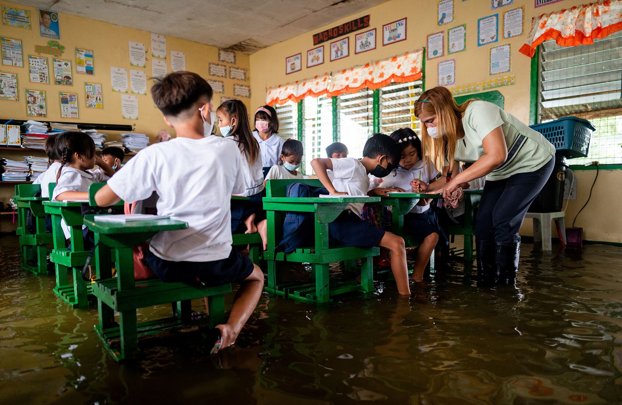 En imágenes Escuela inundada de Filipinas