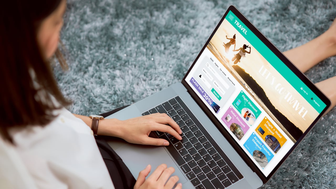 Actualmente, un usuario puede invertir hasta siete horas investigando y comparando opciones antes de tomar una decisión. La meta es reducir ese tiempo mediante sistemas que integren múltiples variables en una sola búsqueda.