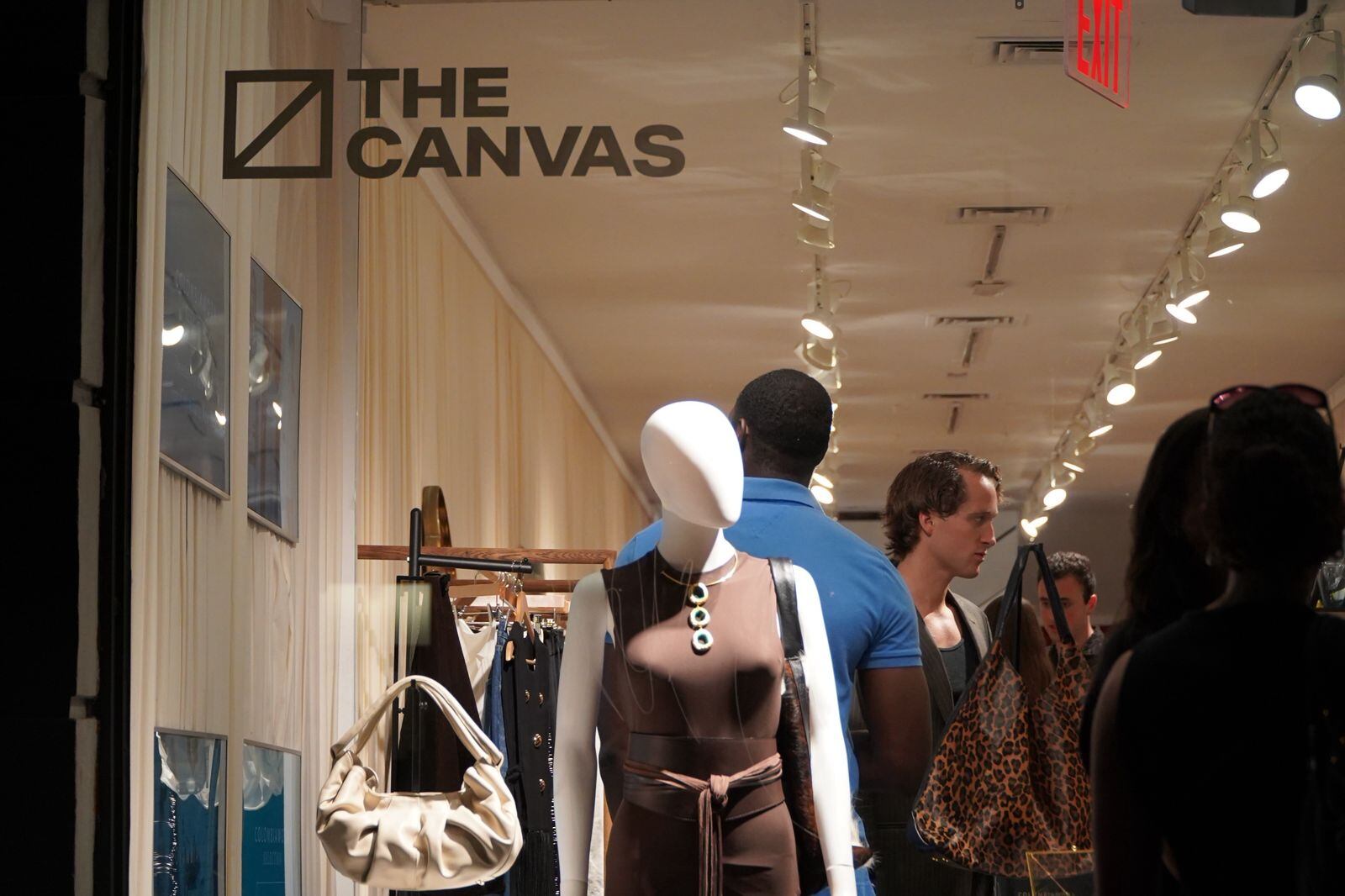 A través de una alianza liderada por Inexmoda con The Canvas, en
SoHo, Nueva York 15 marcas de distintas regiones del país iniciaron su proceso de expansión en el mercado estadounidense.