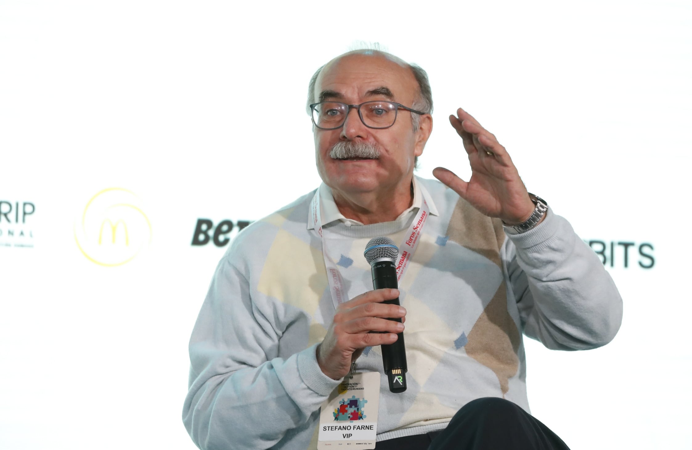 Durante la entrevista ‘Panorama laboral: tendencias, cifras y competencias’, Stefano Farné, Director del Observatorio Laboral de la Universidad Externado de Colombia, señaló que no estaba de acuerdo con muchos elementos de la reforma laboral pero la consideraba “justa”.