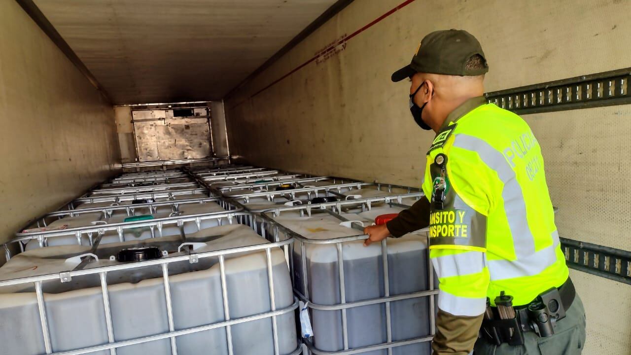 Cargamento de cocaína liquida descubierto en La Guajira.