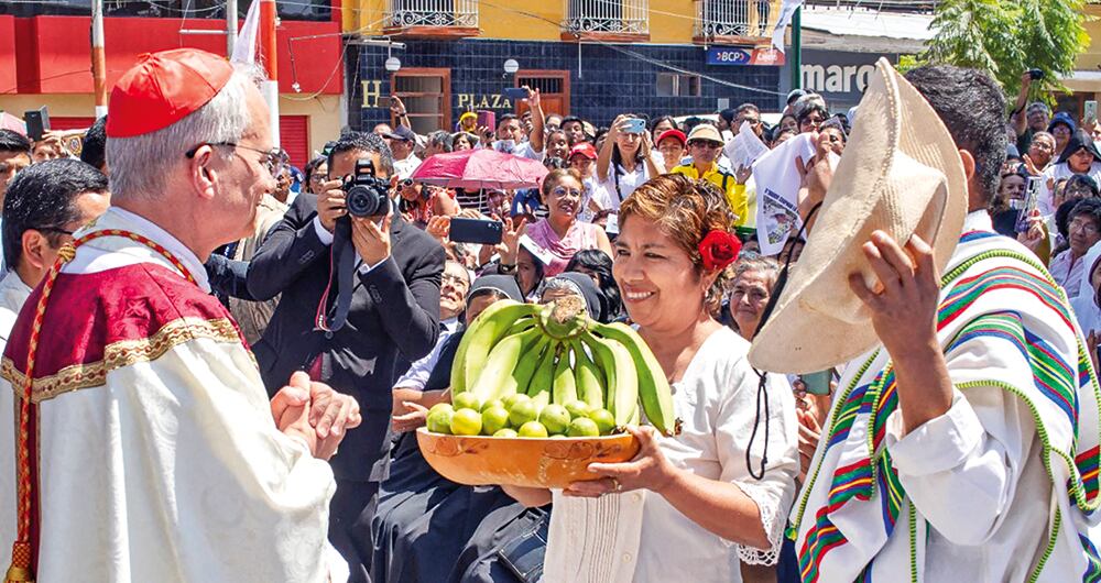 La misión del papa es tumbar los muros, sobre todo los levantados por Donald Trump, y tender puentes. El sumo pontífice, en la campaña en Estados Unidos, había dicho que era igual de grave el aborto como la deportación de los migrantes.