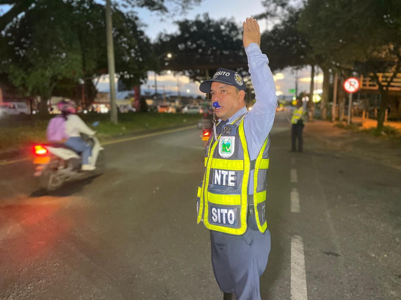 AGENTES DE TRÁNSITO - MOVILIDAD