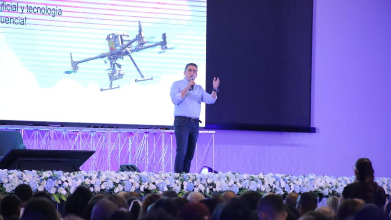 Diego Torres en la presentación de la estrategia de seguridad.