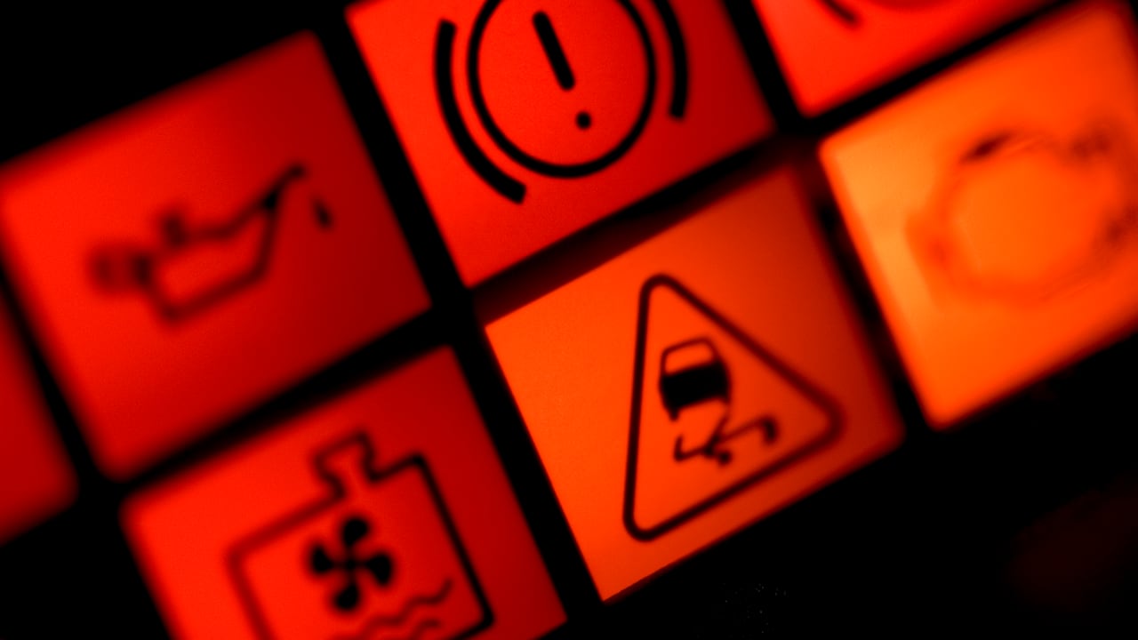 Los testigos del tablero de instrumentos son calve para entender las advertencias que envía el vehículo