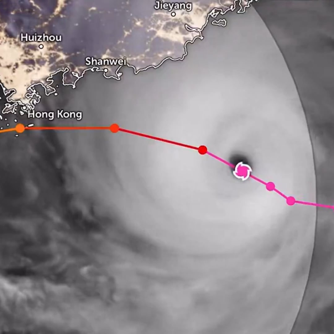 Trayectoria estimada del tifón Saola.