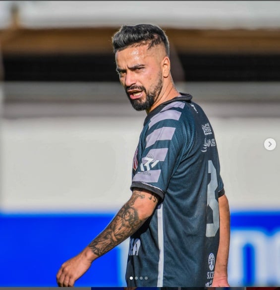 Droopy Gómez, el futbolista cuya familia había asaltado el delincuente.