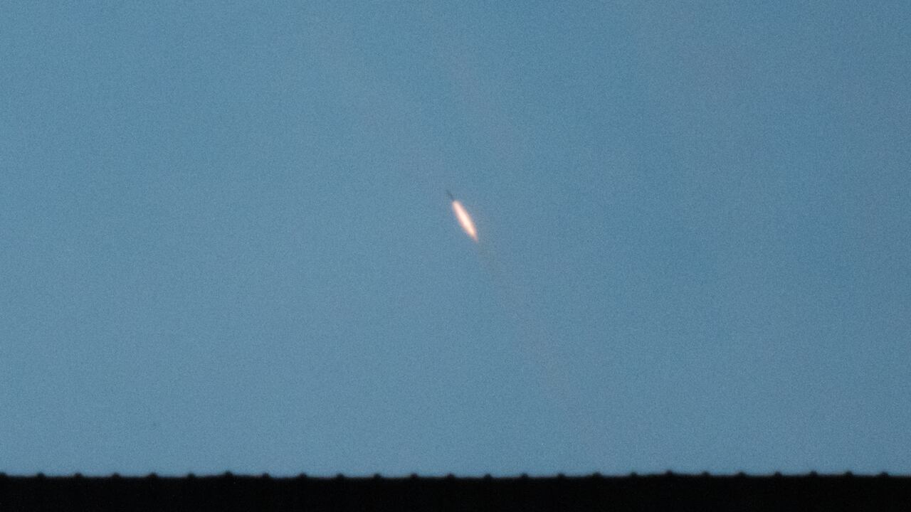 Bombardeos en la región de Lugansk dejan más de sesenta personas fallecidas