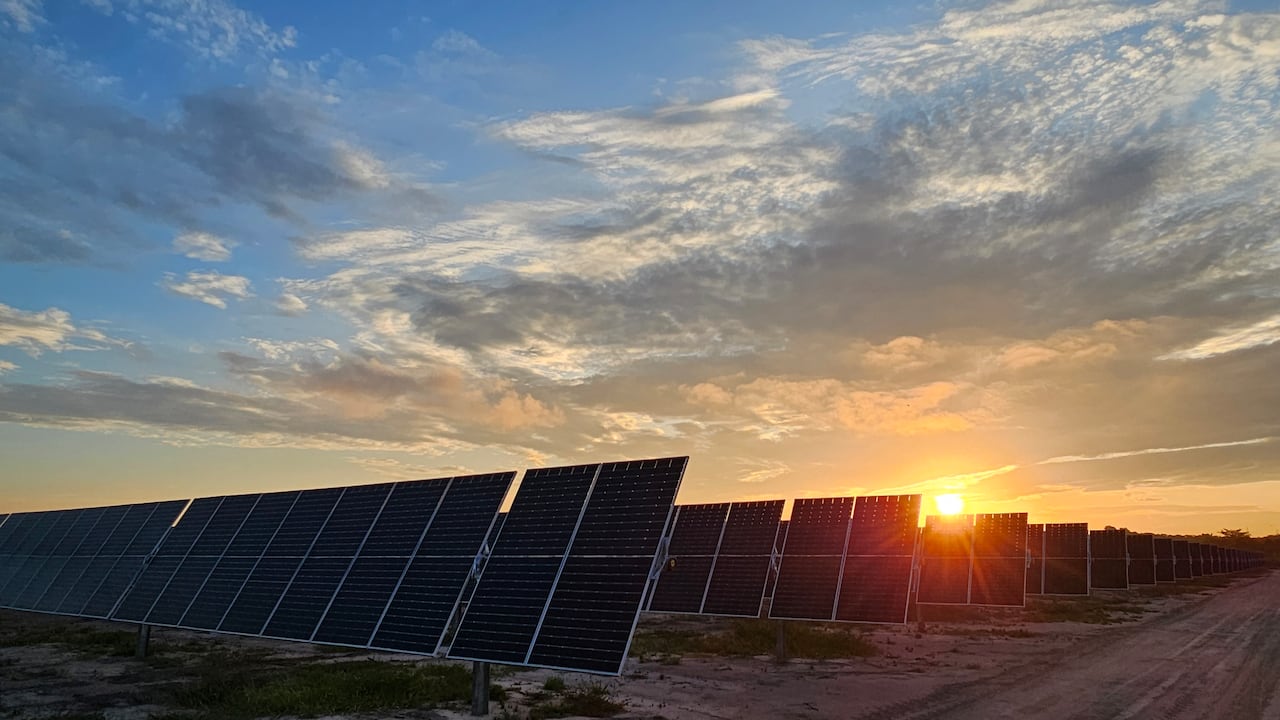Los parques solares brindan aportes al sistema energético del país.