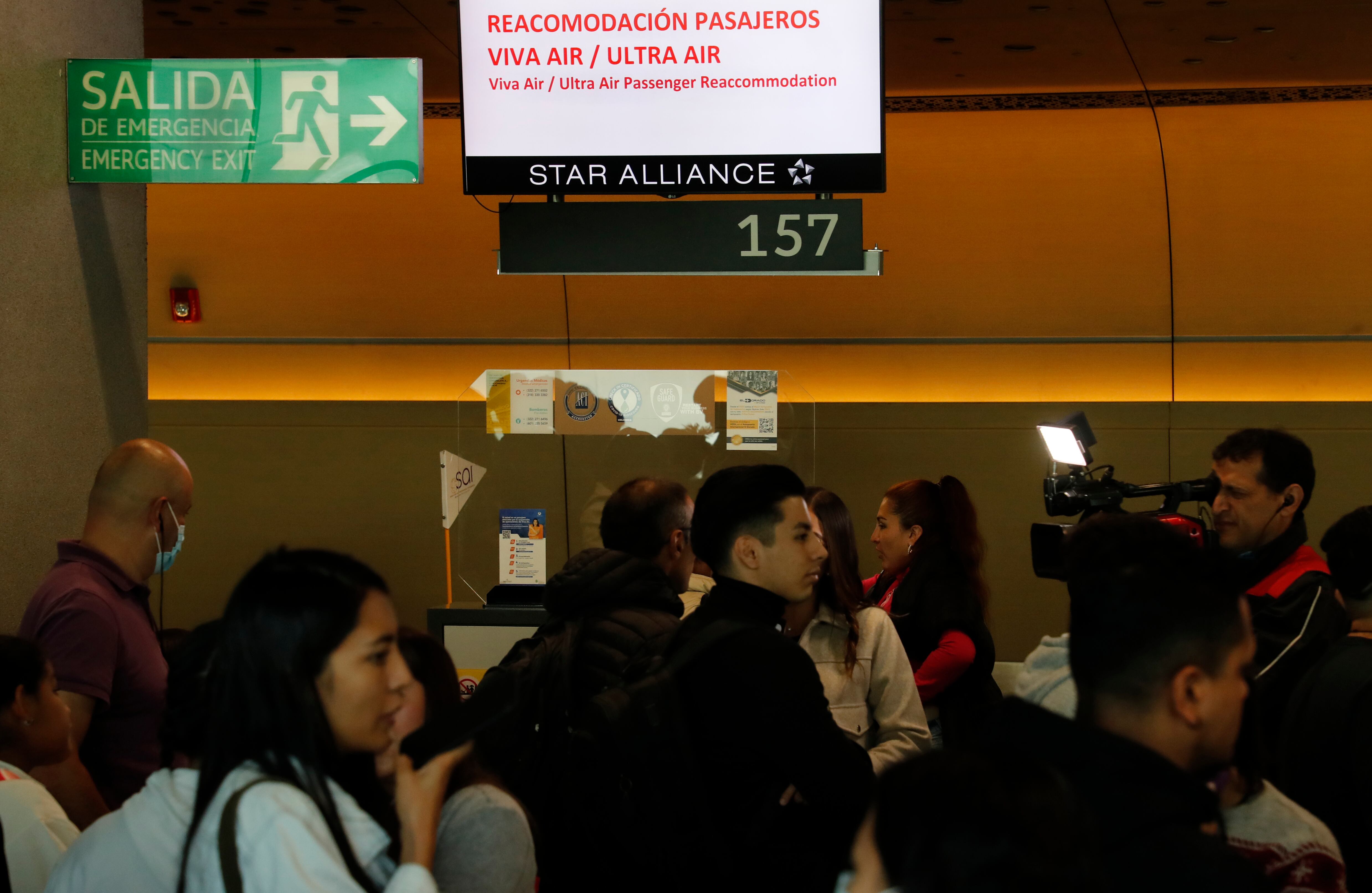 Situación de pasajeros en el aeropuerto El Dorado tras el cierre de la aerolínea de bajo costo Ultra Air
Bogota marzo 30 del 2023
Foto Guillermo Torres Reina / Semana