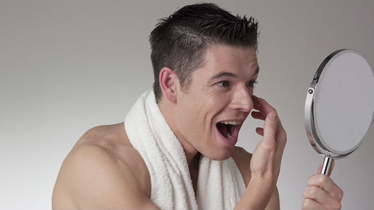 Cada vez son más los hombres que recurren a tratamientos de belleza.