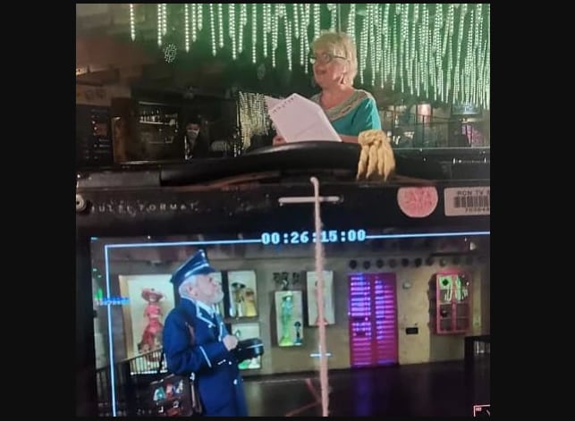 La mujer ahora tiene su propio negocio y le va muy bien