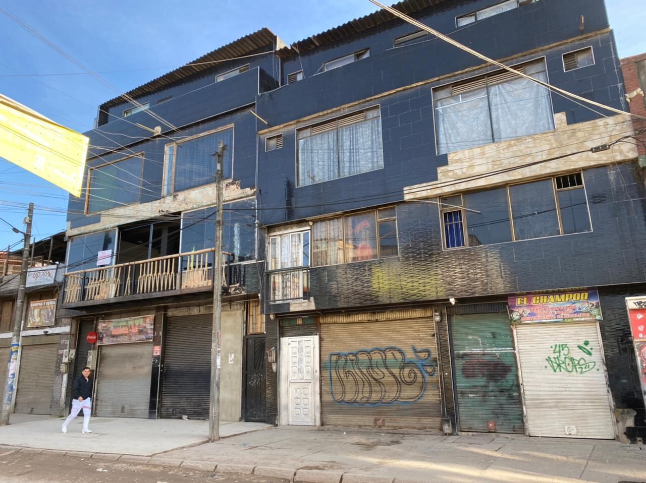 Alfredo Brito Pérez, alias Alfredito y Víctor Manuel Quintero alias Capi. Dos ciudadanos venezolanos señalados de torturar y asesinar personas en Bogotá. Hotel Negro y Casa del Terror en Kennedy.