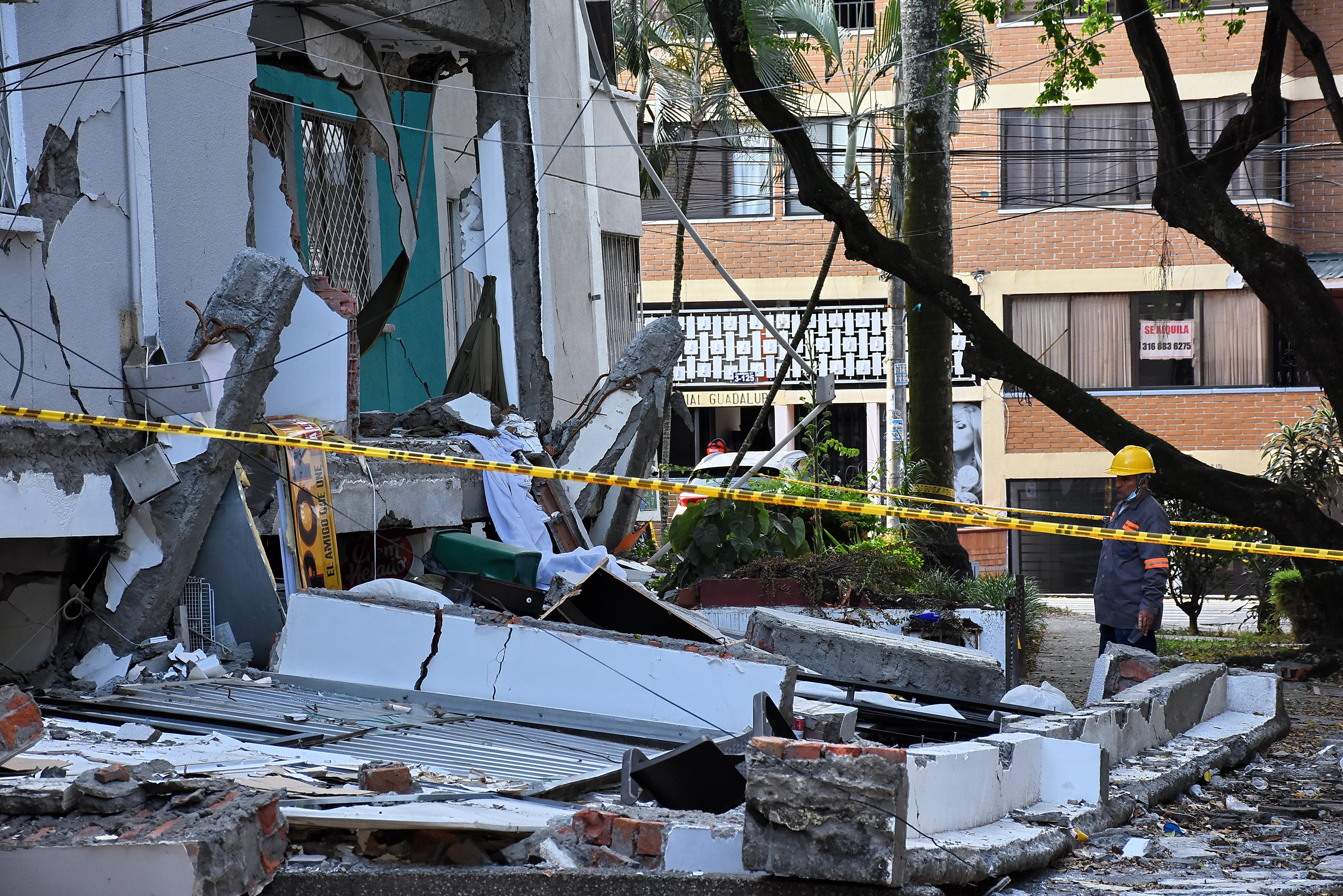 Tema de Domingo No Usar, Damnificados Edificio María Laureles y Cuarto de Legua.