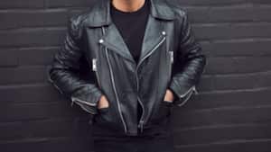 ¿Cómo lavar una chaqueta de cuero para que se vea como nueva?