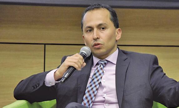 Profesor Oliver Pardo, director del Observatorio Fiscal de la Javeriana