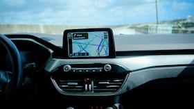 Waze conserva temporalmente rutas guardadas para usarlas durante fallas de conexión.